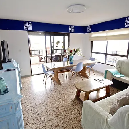 Arenales Apartment *
